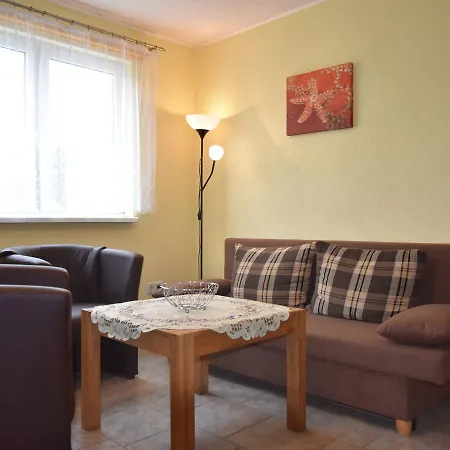 Countryside Bungalow In With Lovely Garden *