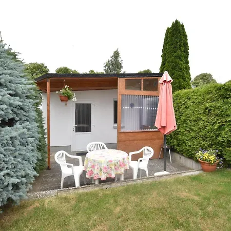 Countryside Bungalow In With Lovely Garden Pepelow