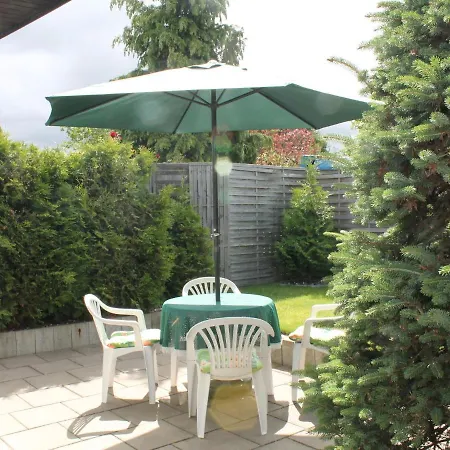 Countryside Bungalow In With Lovely Garden *